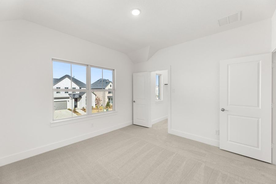 Spacious, unfurnished interior of a new home in Union Park, Little Elm (Image 21).