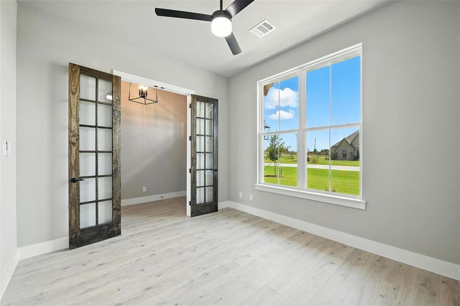 Spacious, unfurnished interior of a new home in Rocky Top Ranch, Reno (Image 31). Spacious, unfurnished interior of a new home in Rocky Top Ranch, Reno (Image 31).
