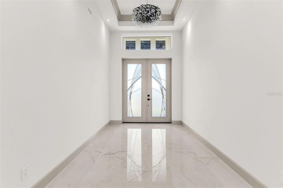 Spacious, unfurnished interior of a new home in , Punta Gorda (Image 25).