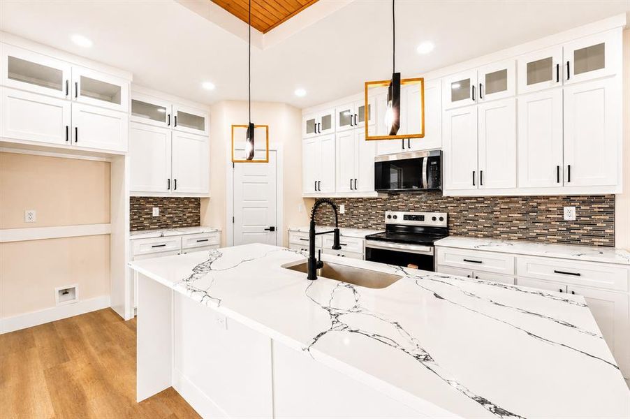 Furnished interior view inside a new home in , Granbury (Image 6).