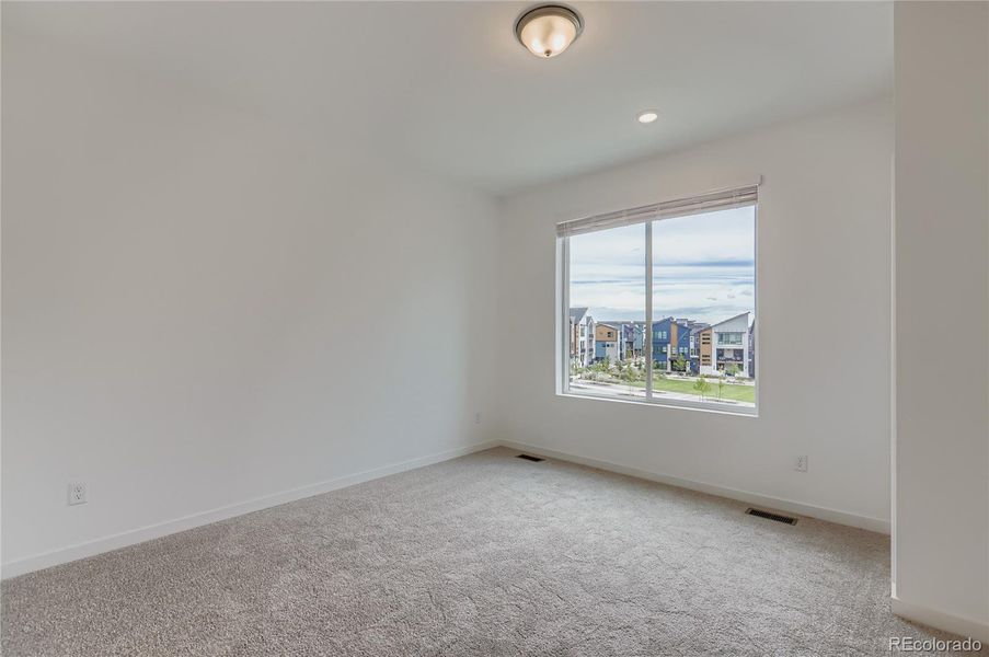 Spacious, unfurnished interior of a new home in , Broomfield (Image 19).