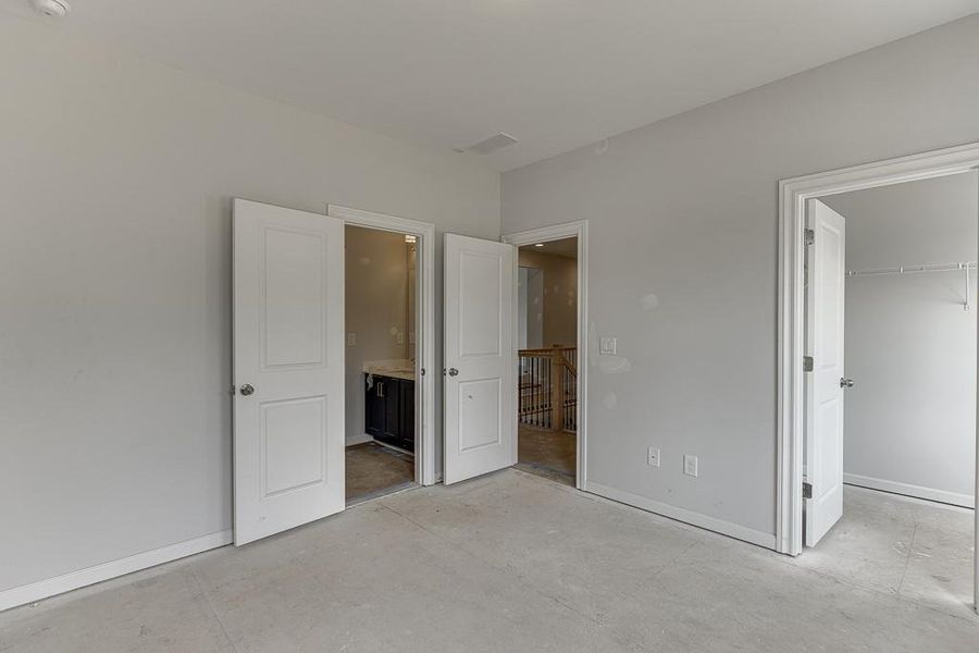 Spacious, unfurnished interior of a new home in , Buford (Image 19).