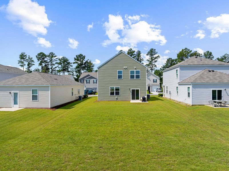 Exterior details and patio area of a home in , Summerville (Image 4).