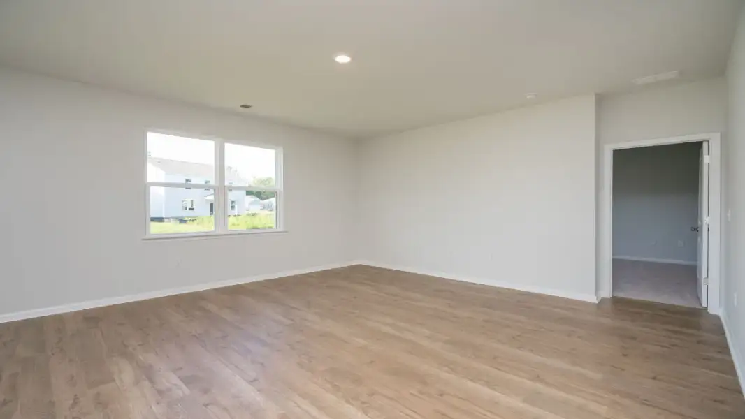 Representative unfurnished interior of a home built from the Elle by D.R. Horton in Brookside, Richlands (Image 17).