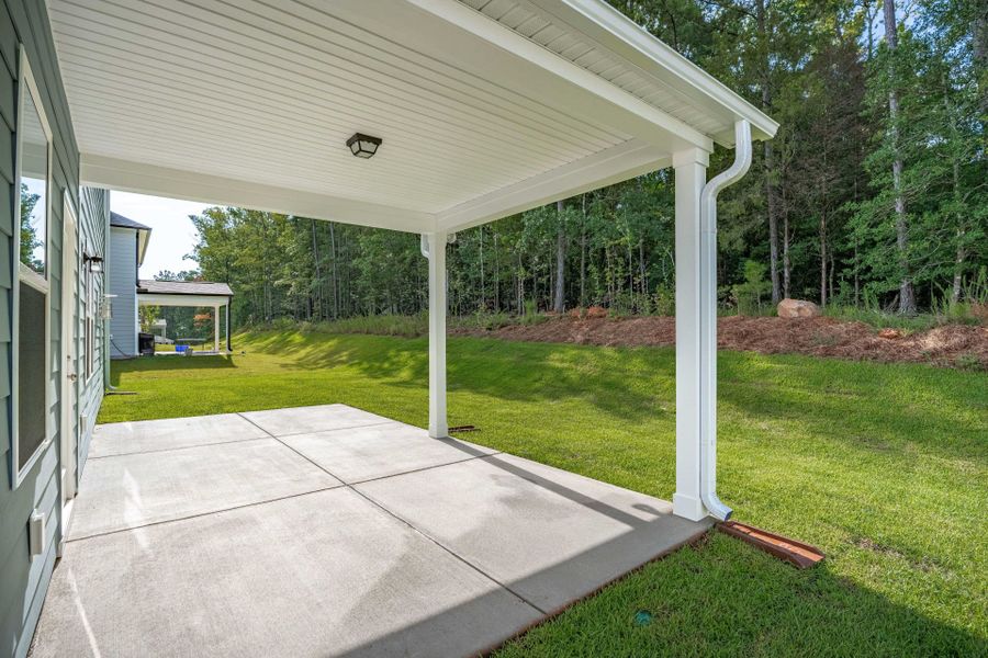 Exterior details and patio area of a home in Carriage Estates, Lexington (Image 28).