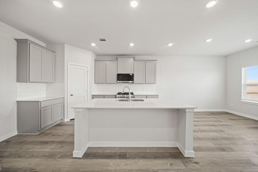 Furnished interior view inside a new home in Sunterra Lakes, Brookshire (Image 8).