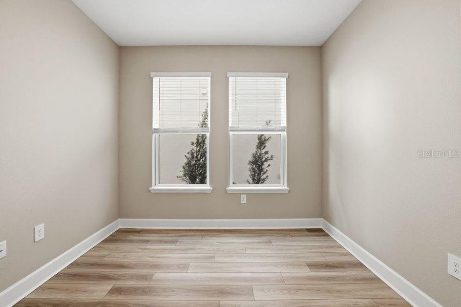 Spacious, unfurnished interior of a new home in Indigo Creek, Apollo Beach (Image 24).