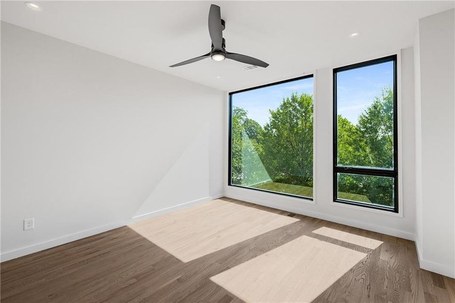 Spacious, unfurnished interior of a new home in Ten 5 Summerhill, Atlanta (Image 16). Spacious, unfurnished interior of a new home in Ten 5 Summerhill, Atlanta (Image 16).