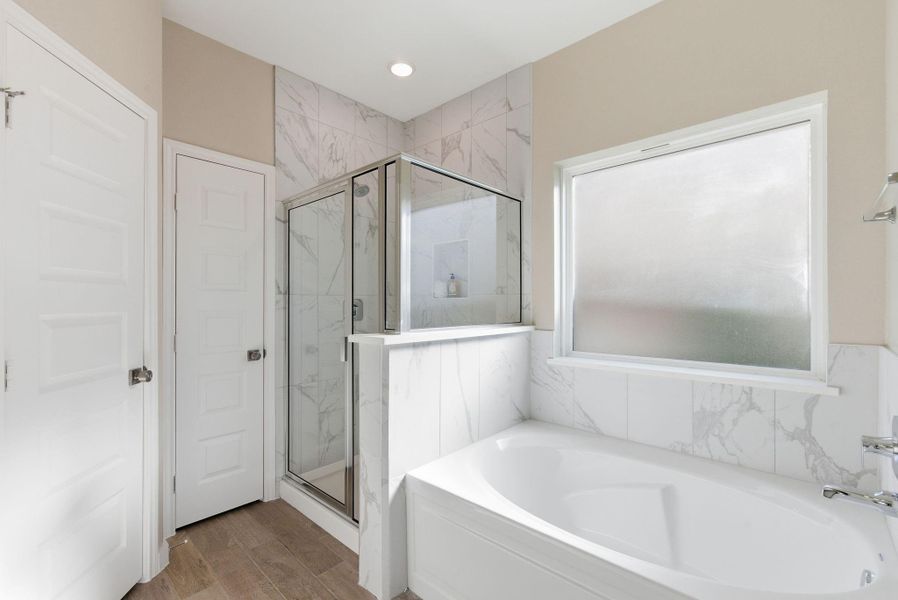 Furnished interior view inside a new home in , Fresno (Image 35).