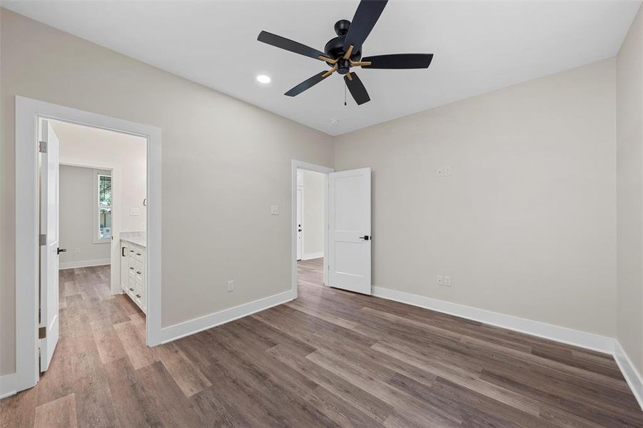 Spacious, unfurnished interior of a new home in , Waco (Image 15). Spacious, unfurnished interior of a new home in , Waco (Image 15).