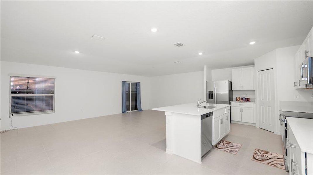 Furnished interior view inside a new home in Cypress Point at Lake Parker: The Estates, Lakeland (Image 9).