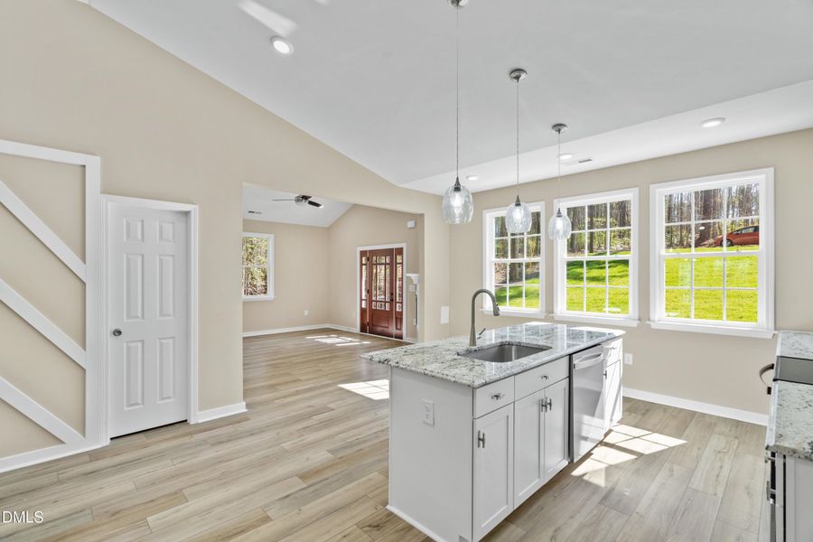 11-print-133 Mohawk Dr-11 11-print-133 Mohawk Dr-11