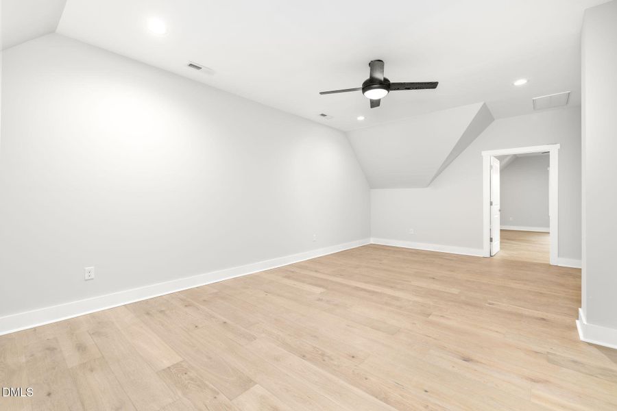 25-web-or-mls-Roanoke-Bend-22