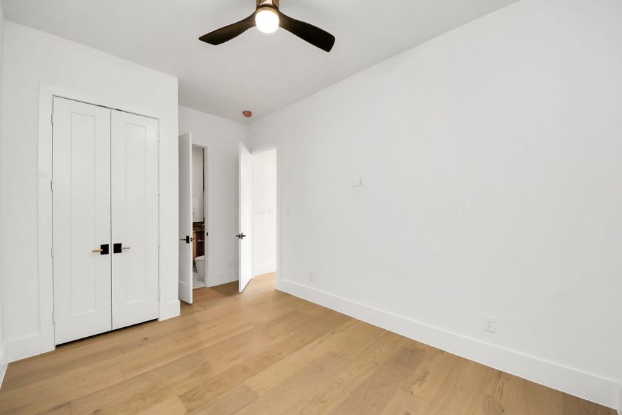 Spacious, unfurnished interior of a new home in , Stafford (Image 22).