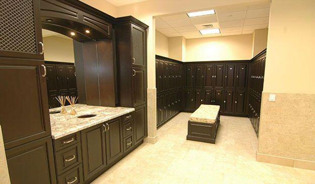 19 - Club Talavera Locker Room