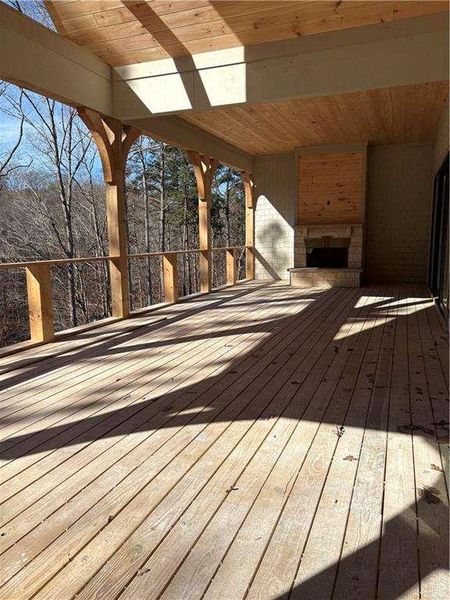 Image 65 of a home in .