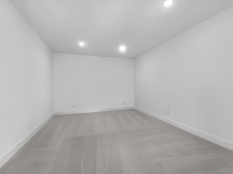 Spacious, unfurnished interior of a new home in The Estates at James Lane, Fulshear (Image 25).