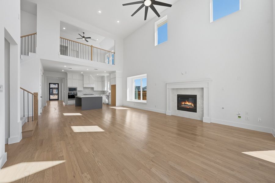 Spacious, unfurnished interior of a new home in Tavolo Park, Fort Worth (Image 29).