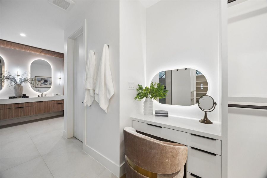 Furnished interior view inside a new home in , Bellaire (Image 30).