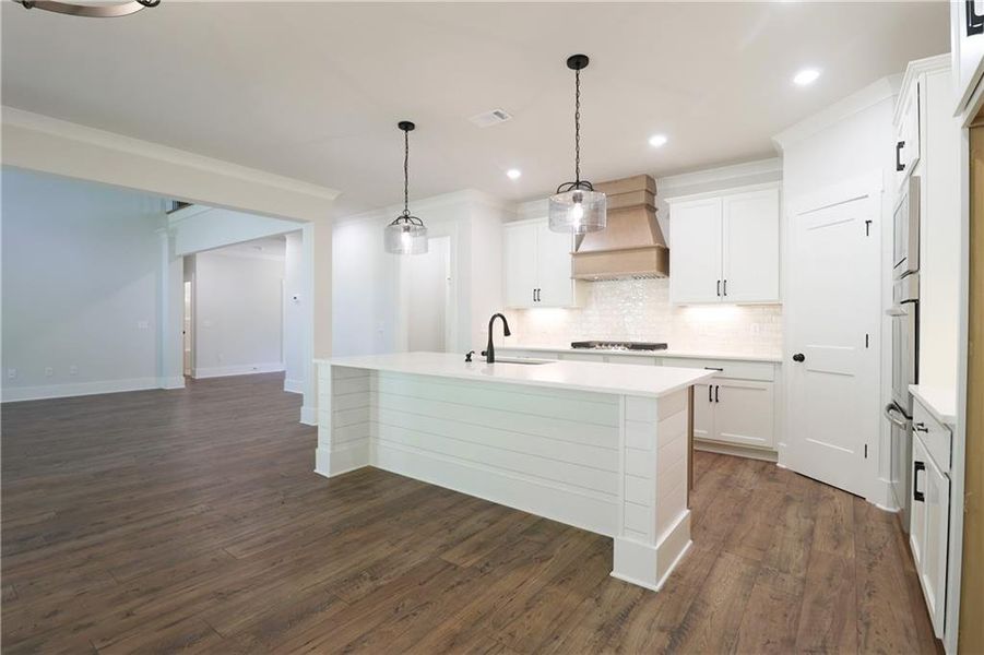 Furnished interior view inside a new home in Weslyn Park, Social Circle (Image 4).