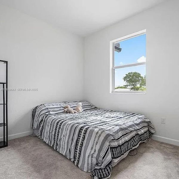 Furnished interior view inside a new home in , Lauderhill (Image 9).