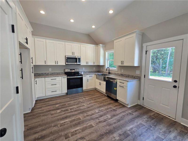 Furnished interior view inside a new home in , Hartwell (Image 11).