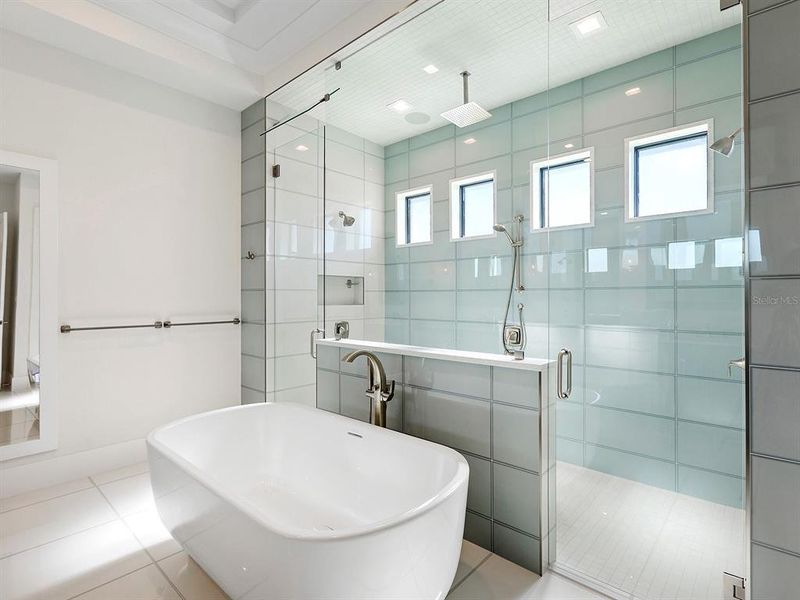 Furnished interior view inside a new home in , Lakewood Ranch (Image 16).