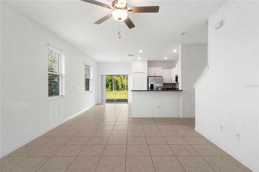 Spacious, unfurnished interior of a new home in , Holiday (Image 18).