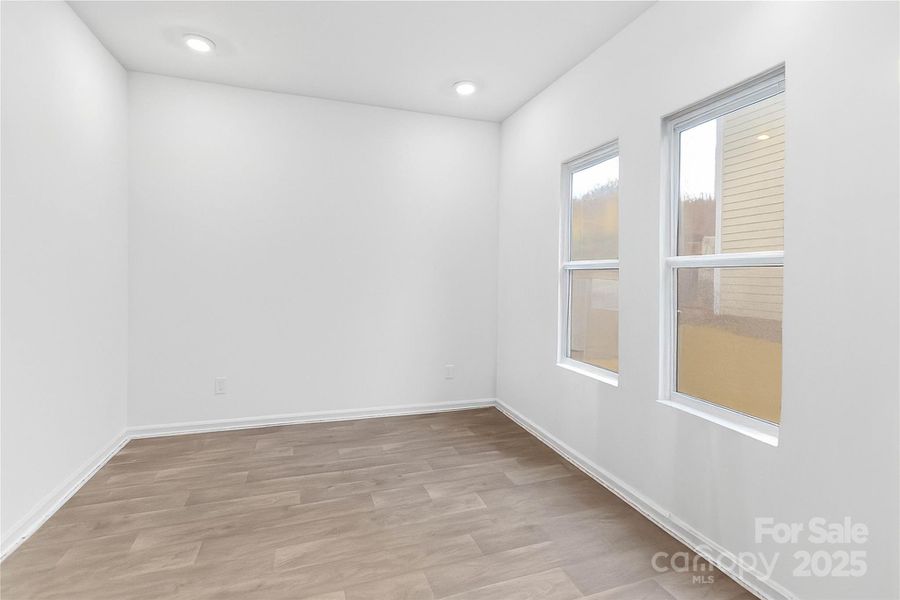 Spacious, unfurnished interior of a new home in , York (Image 17).