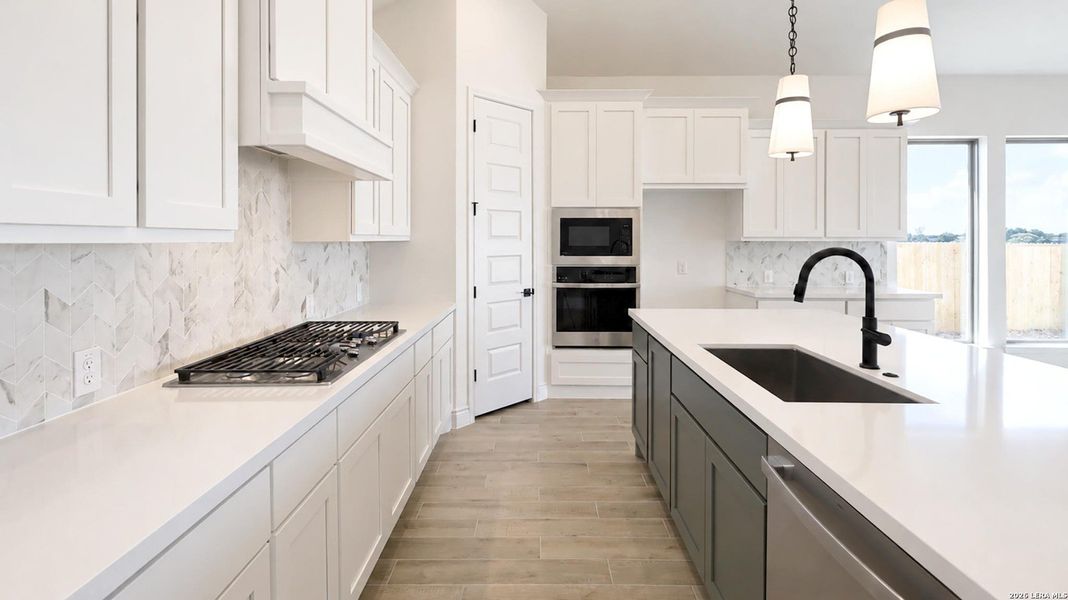 Furnished interior view inside a new home in Legacy at Lake Dunlap, New Braunfels (Image 11).