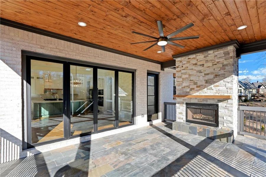 Exterior details and patio area of a home in , Gainesville (Image 3).