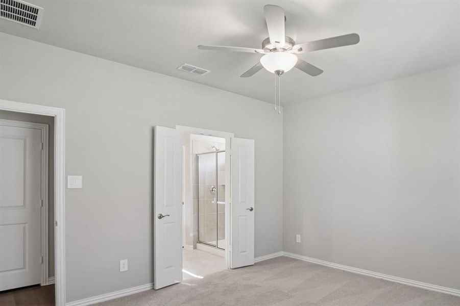 Spacious, unfurnished interior of a new home in Eastridge - Spring Series, McKinney (Image 29). Spacious, unfurnished interior of a new home in Eastridge - Spring Series, McKinney (Image 29).