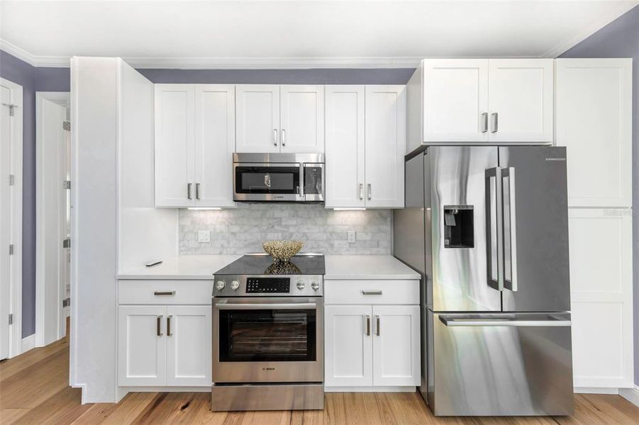 Furnished interior view inside a new home in Castille Urbana, St. Petersburg (Image 28).