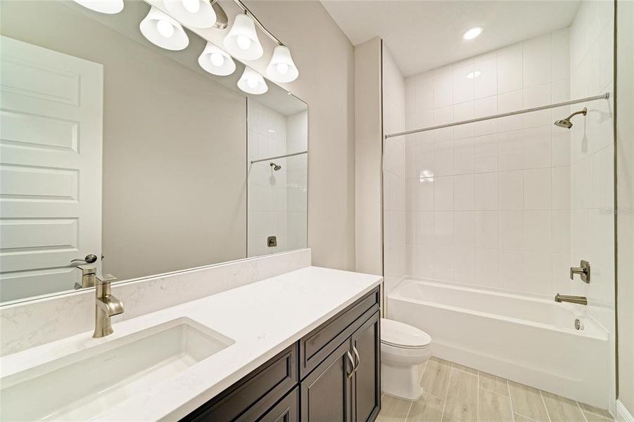 Furnished interior view inside a new home in Waterset, Apollo Beach (Image 10).