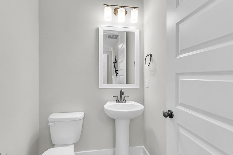 Image 51 of a home in Pineland Preserve.