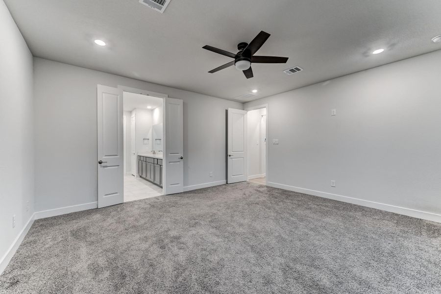 Spacious, unfurnished interior of a new home in , Cypress (Image 39).