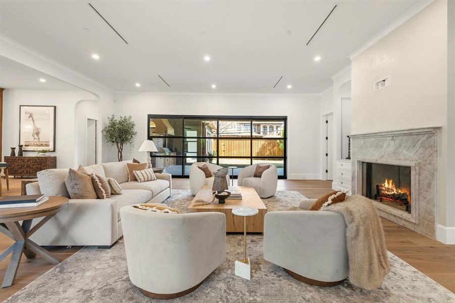 Furnished interior view inside a new home in , Dallas (Image 15).