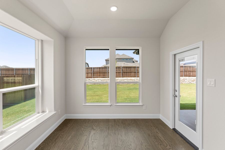 Spacious, unfurnished interior of a new home in Lovers Landing, Forney (Image 14). Spacious, unfurnished interior of a new home in Lovers Landing, Forney (Image 14).