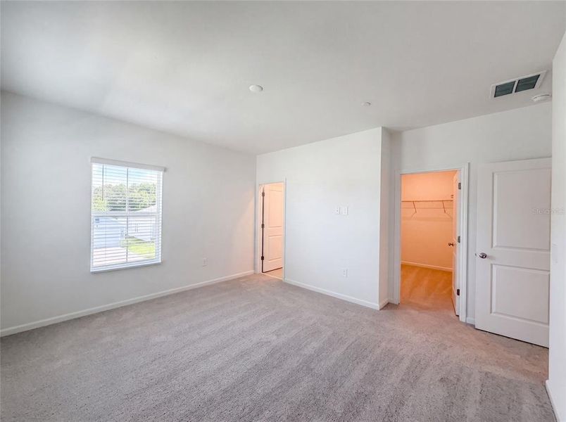 Spacious, unfurnished interior of a new home in , Apopka (Image 18).