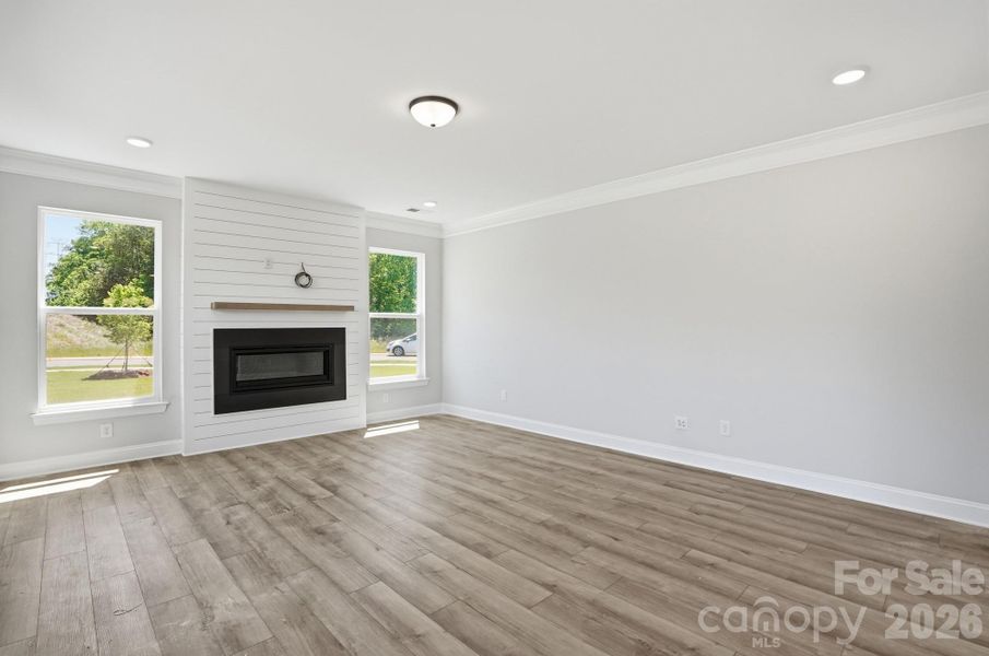 Spacious, unfurnished interior of a new home in Enclave at Riverdale, Huntersville (Image 18).