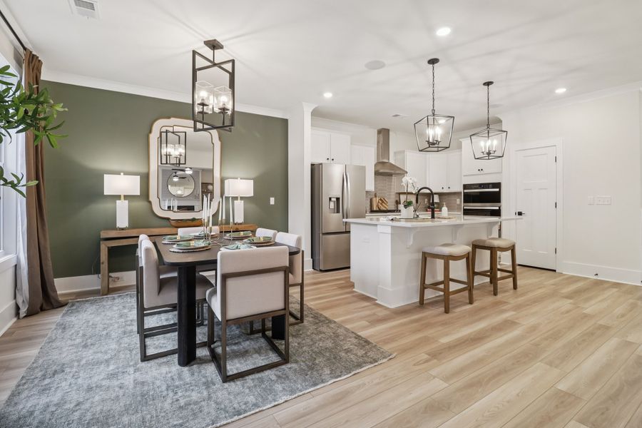 Representative furnished interior of a home built from the Bradley II by Great Southern Homes in Sedona, Greenville (Image 79).