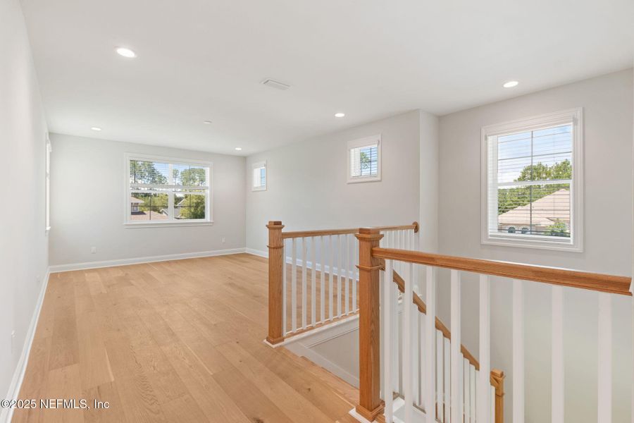 Image 33 of a home in .