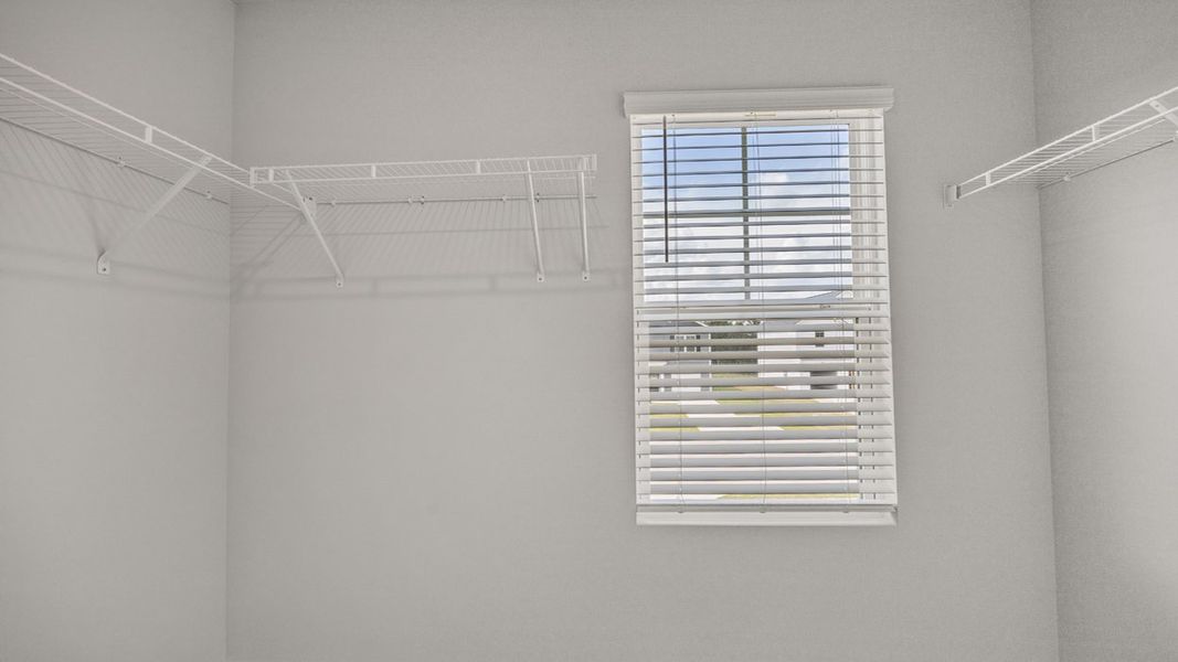 Spacious, unfurnished interior of a new home in Bellemeade Landing, Augusta (Image 20).