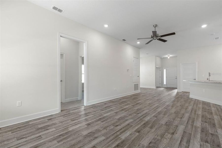 Spacious, unfurnished interior of a new home in Palm Coast, Palm Coast (Image 32).