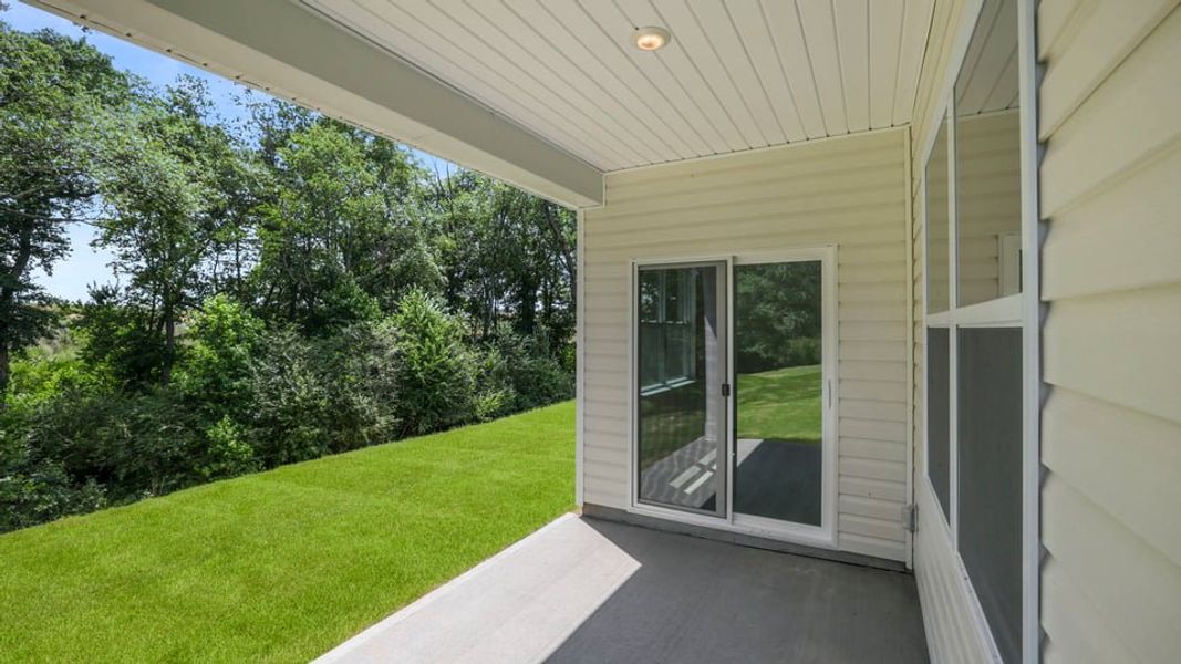 Exterior details and patio area of a home in Woodglen, Piedmont (Image 3).