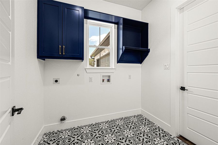Spacious, unfurnished interior of a new home in , Conroe (Image 19).