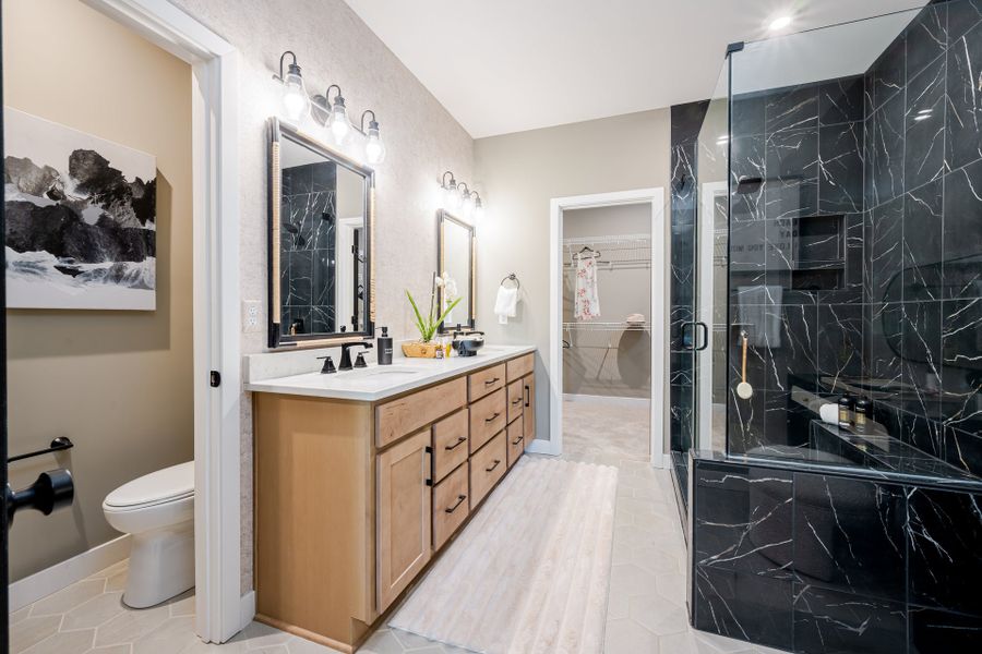 Representative furnished interior of a home built from the Finley by Fischer Homes in Twin Lakes, Hoschton (Image 33).