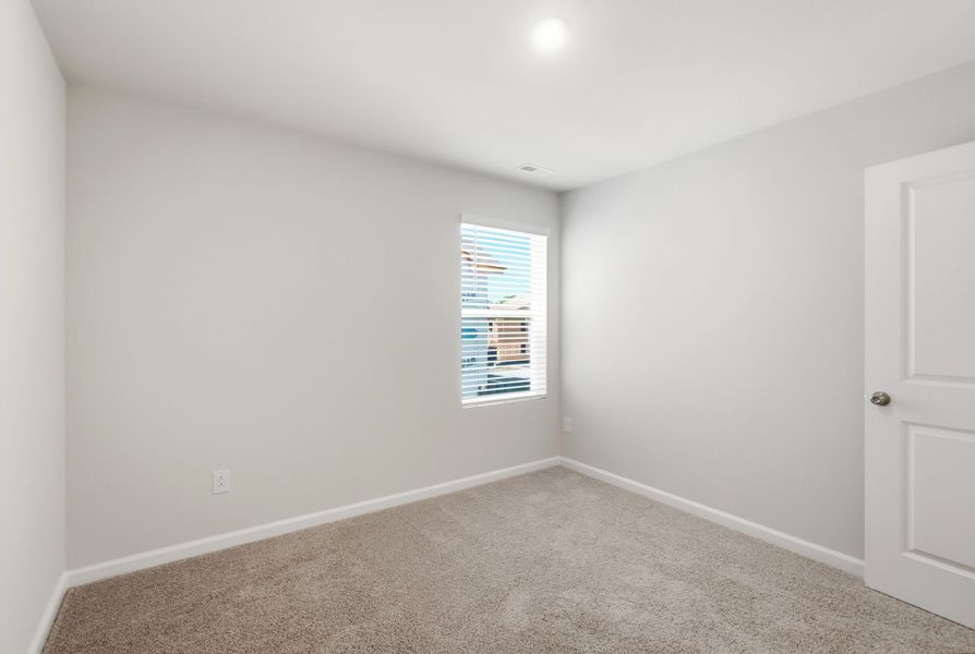 Spacious, unfurnished interior of a new home in Stonesummit at Reedy Creek, Charlotte (Image 21).