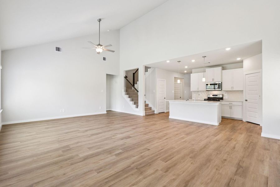 Spacious, unfurnished interior of a new home in Pine Lake Cove - Classic Series, Montgomery (Image 27).
