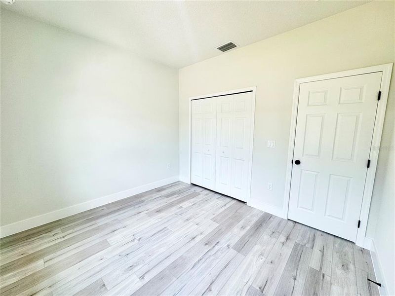 Spacious, unfurnished interior of a new home in , Palm Bay (Image 24).